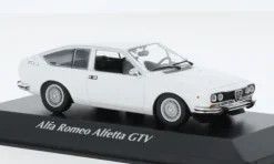 Alfa Romeo Alfetta GTV, weiss, 1976, 1:43, Maxichamps
