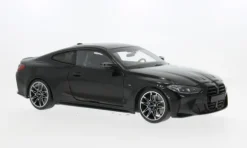 BMW M4 (G82), schwarz, 2024, 1:18, Minichamps