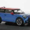 BMW Mini Cooper, blau/rot, 2023, 1:43, Solido