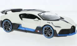 Bugatti Divo, weiss/hellblau, 1:24, Maisto