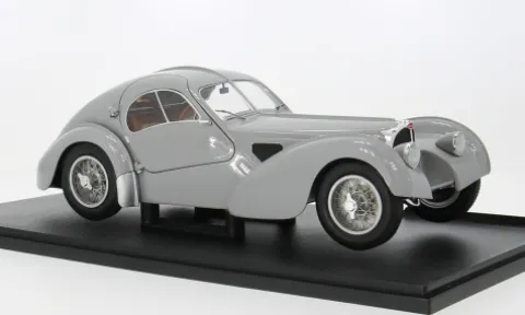 Bugatti Type 57 SC Atlantic, silber, 1937, 1:18, Solido