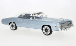 Cadillac Eldorado Convertible, hellblau, 1976, 1:18, MCG