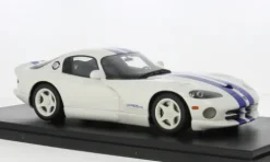 Dodge Viper GTS, weiss/blau, 1996, 1:18, GT Spirit