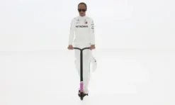 Figur Hamilton skate scooter, 2016, 1:18, Cartrix