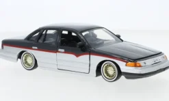 Ford Crown Victoria, dunkelgrau/silber, 1993, 1:24, Motormax