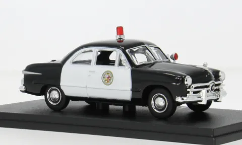 Ford Custom, 1949, Los Angeles Police Department, 1:43, Greenlight