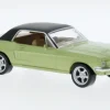 Ford Mustang, hellgrün/schwarz, 1968, 1:43, Norev