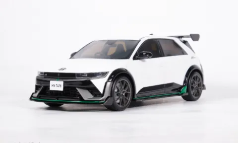 Hyundai IONIQ 5 N, weiss/schwarz, 2025, 1:18, Ottomobile