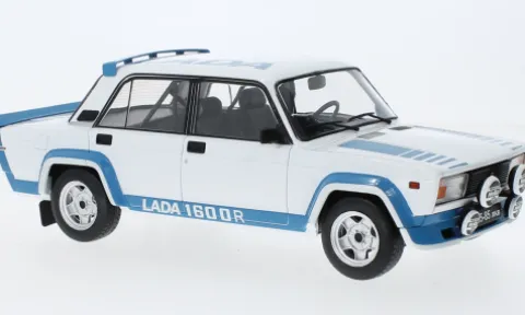 Lada 2105 VFTS, weiss, 1983, 1:18, IXO