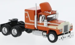 Mack RS 700, dunkelorange/hellbeige, 1966, 1:87, Brekina
