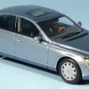 Maybach 57 SWB, hellblau/silber, 2002, 1:43, AUTOart
