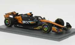 McLaren MCL39, Formel 1, GP Abu Dhabi, 2025, McLaren F1 Team, #81, O.Piastri, 1:43, Spark