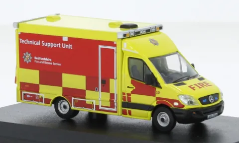 Mercedes Ambulance, Bedfordshire Fire & Rescue Service, 1:76, Oxford