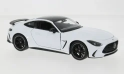 Mercedes AMG GT, weiss/schwarz, 1:24, Welly