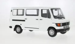 Mercedes 208 D, weiss, 1988, 1:18, KK Scale