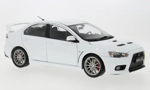 Mitsubishi Lancer Evolution X, weiss, 1:18, Sun Star
