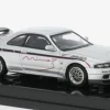 Nissan Skyline GR-R (R33), silber, 1:64, INNO64