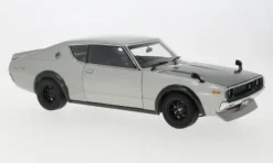 Nissan Skyline 2000 GT-R (KPGC110), silber, 1:18, AUTOart