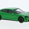 Porsche Taycan Turbo S, grün, 2019, 1:87, Minichamps