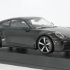 Porsche 911 (992.2) Carrera Coupe, schwarz, 2024, 1:18, Minichamps