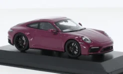 Porsche 911 (992) Carrera 4 GTS, dunkelrot, 2021, 1:43, Minichamps