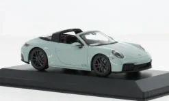 Porsche 911 (991) Targa 4 GTS, grün, 2024, 1:43, Minichamps