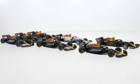 Red Bull 7er Set, Formel 1, 2023, Oracle Red Bull Racing, Red Bull, M.Verstappen, 1:43, Bburago