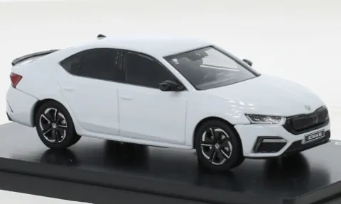 Skoda Octavia IV RS, weiss, 2020, 1:43, Abrex