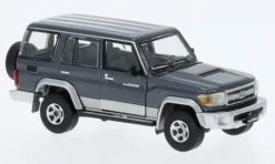 Toyota Land Cruiser LC76, dunkelgrau/silber, 1:64, BM Creations