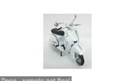 Vespa 150, weiss, Anniversario Unità d’Italia, 1:18, Maisto
