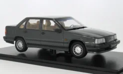 Volvo 850, dunkelgrau, 1993, 1:18, Triple 9 Collection