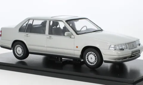 Volvo 960, silber, 1996, 1:18, Triple 9 Collection