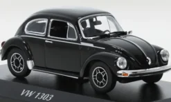 VW 1303, schwarz, 1974, 1:43, Maxichamps